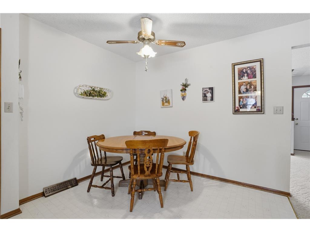 535 W Bend Lane Alvarado MN 56710 7037099 image9