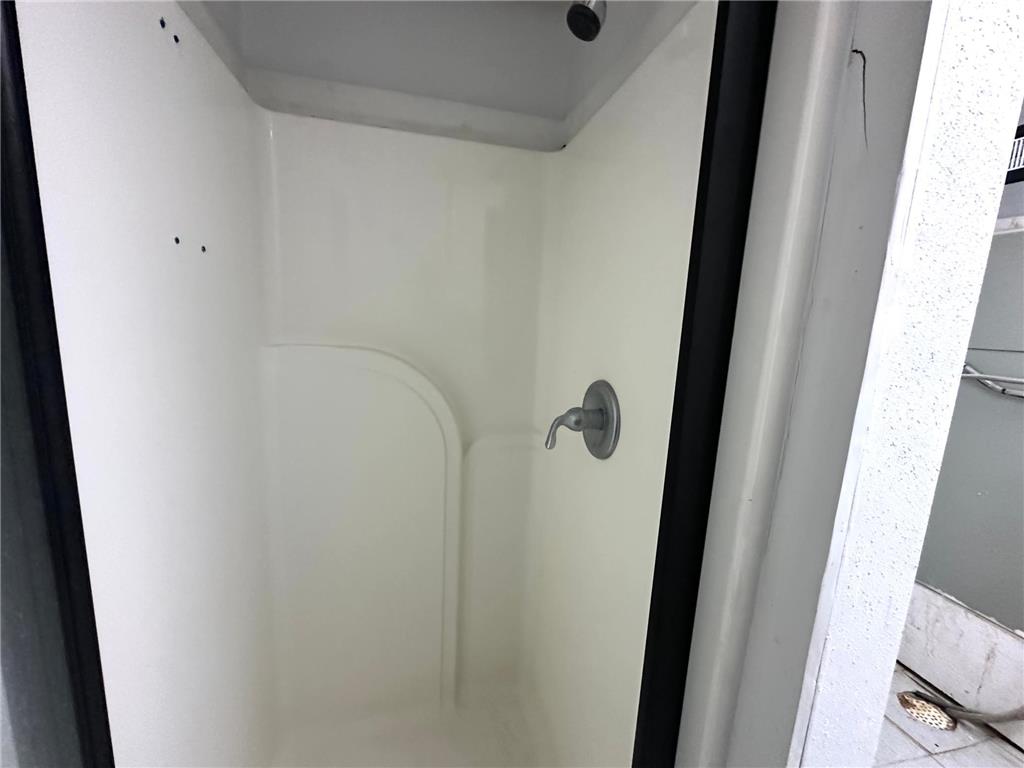 525 W Main Le Roy MN 55961 7056659 image28