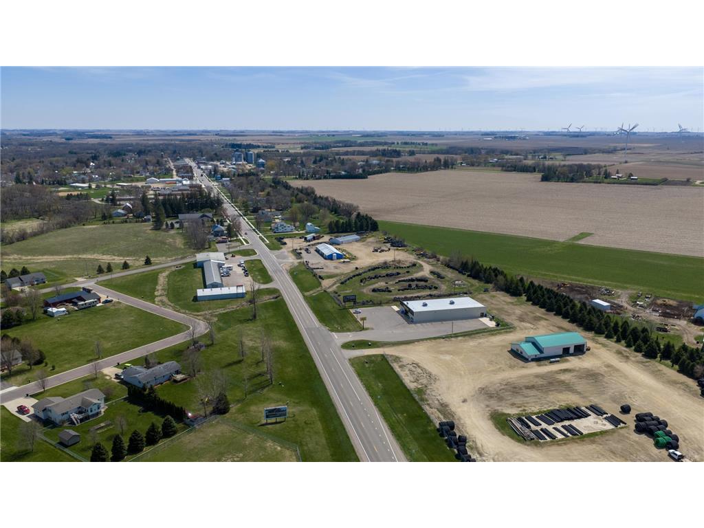 525 W Main Le Roy MN 55961 7056659 image3