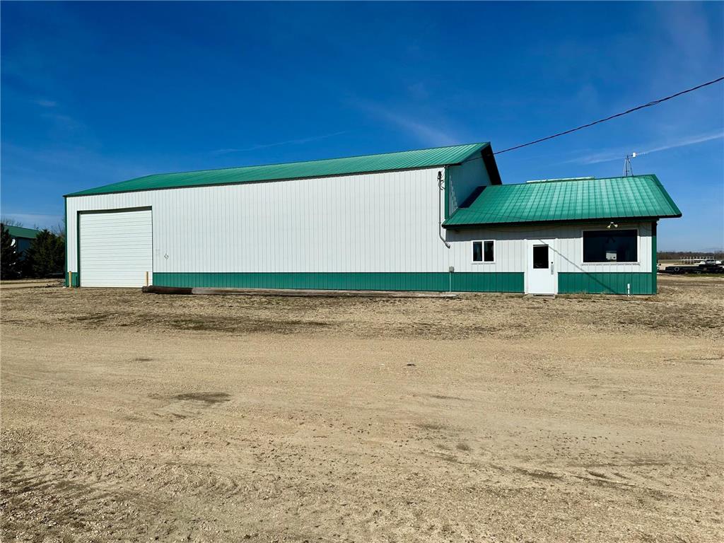 525 W Main Le Roy MN 55961 7056659 image30