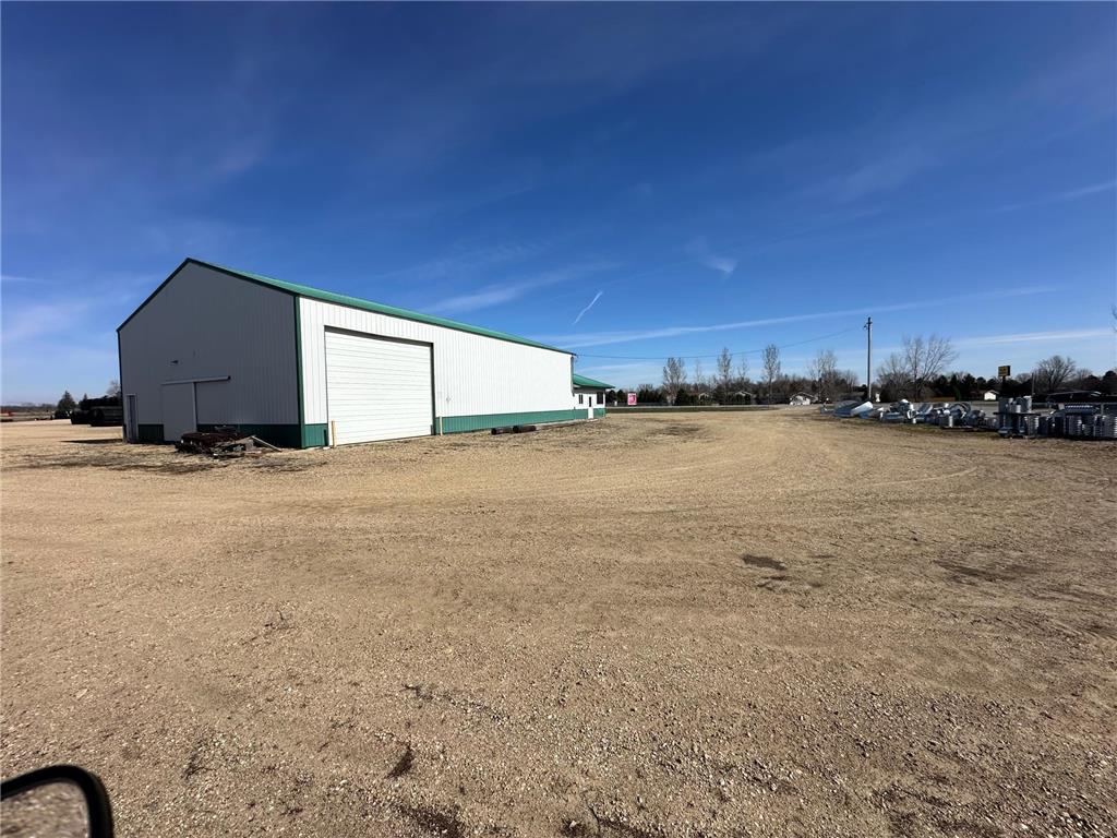 525 W Main Le Roy MN 55961 7056659 image34