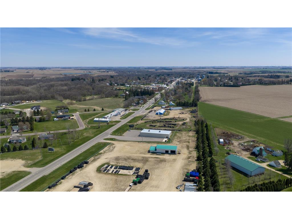 525 W Main Le Roy MN 55961 7056659 image5
