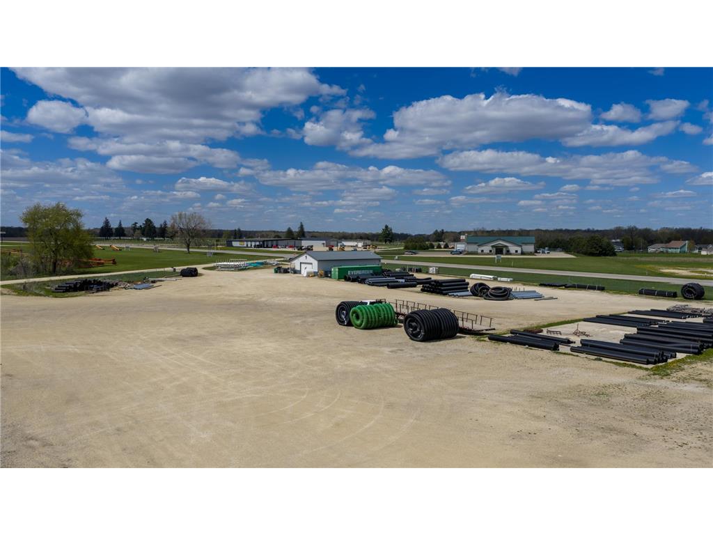 535 W Main Street Le Roy MN 55951 7068329 image3