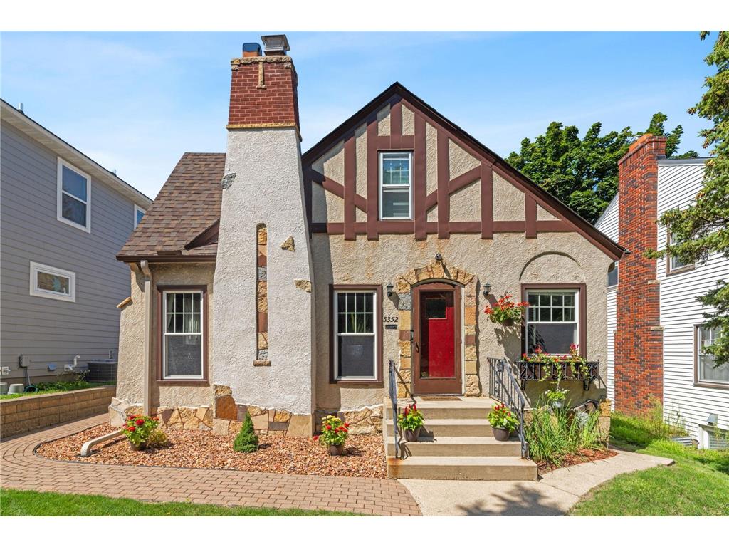 5352 Columbus Avenue Minneapolis MN 55417 6653619 image1