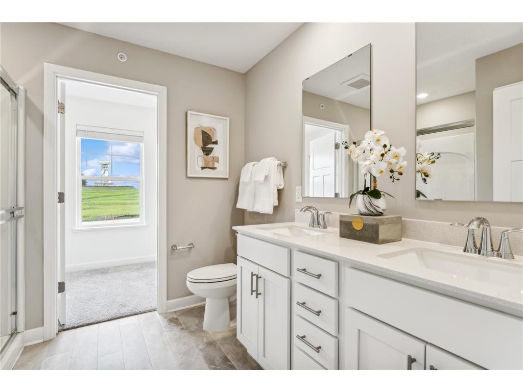 5353 Long Pointe Pass Woodbury MN 55129 7070385 image12