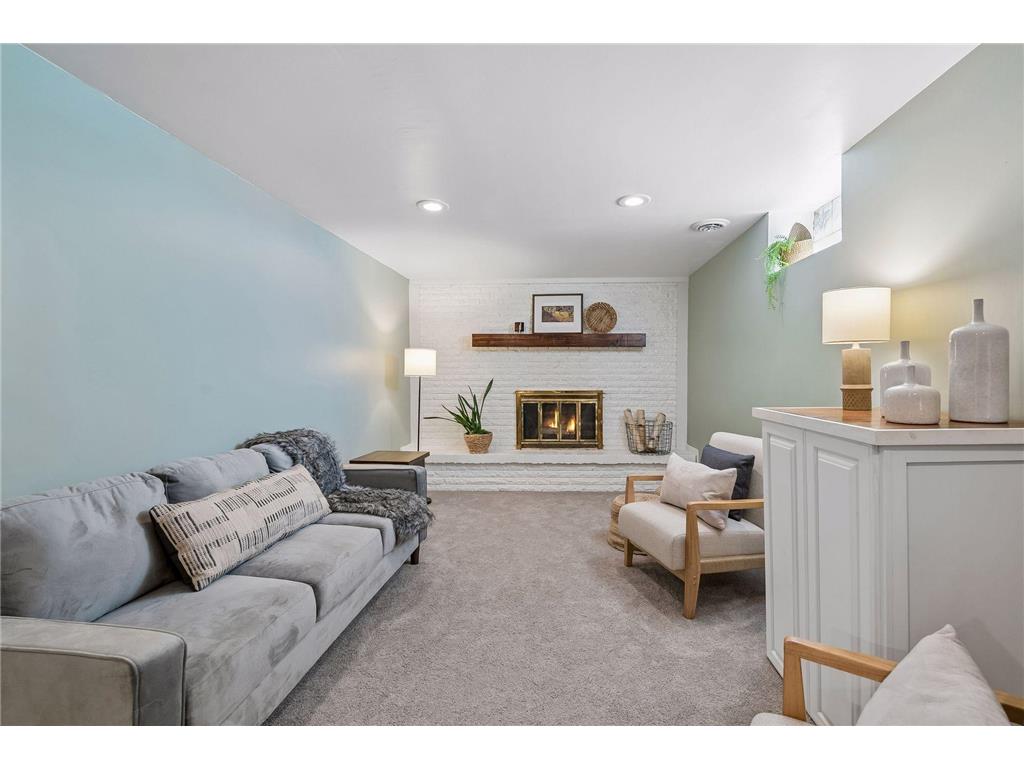 5358 Altura Road NE Fridley MN 55421 7105559 image27