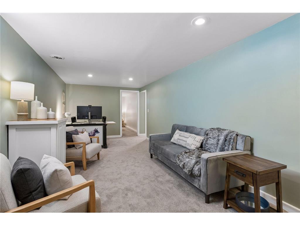 5358 Altura Road NE Fridley MN 55421 7105559 image28