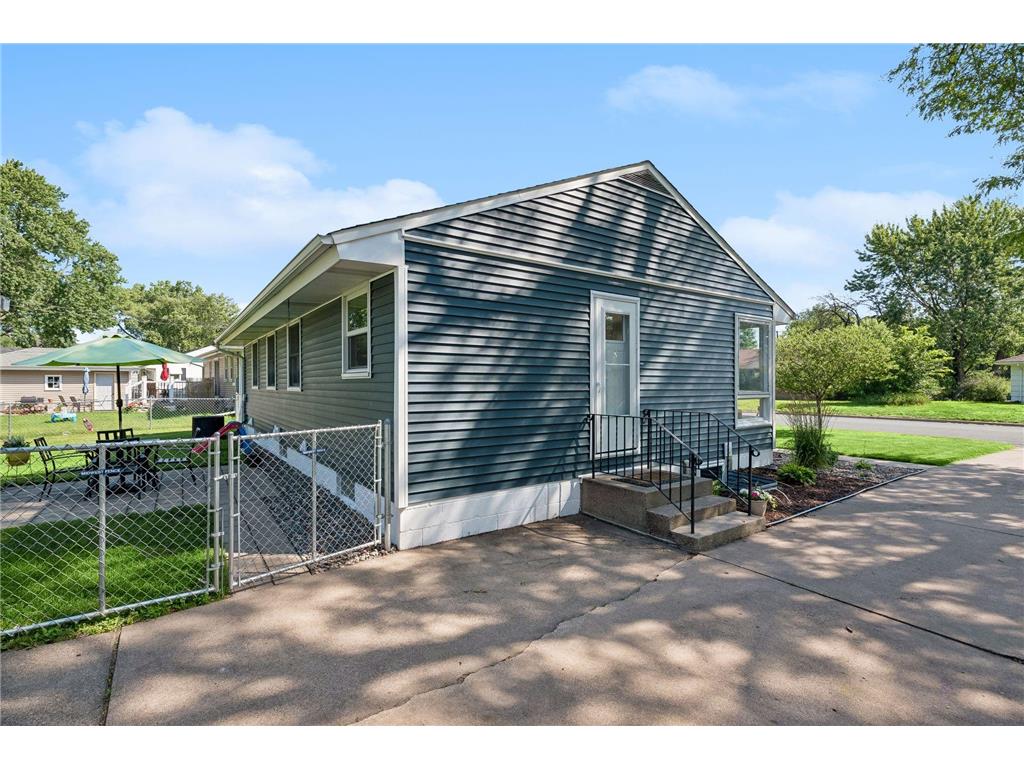 5358 Altura Road NE Fridley MN 55421 7105559 image40