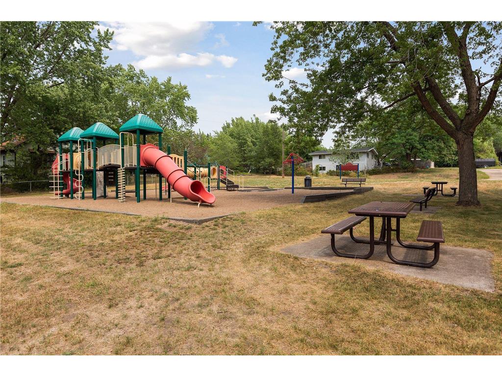 5358 Altura Road NE Fridley MN 55421 7105559 image43