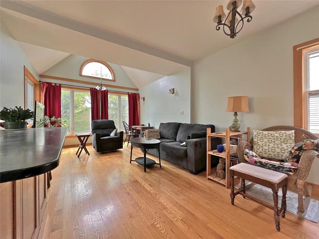 536 Dayton Avenue Saint Paul MN 55102 7025582 image12