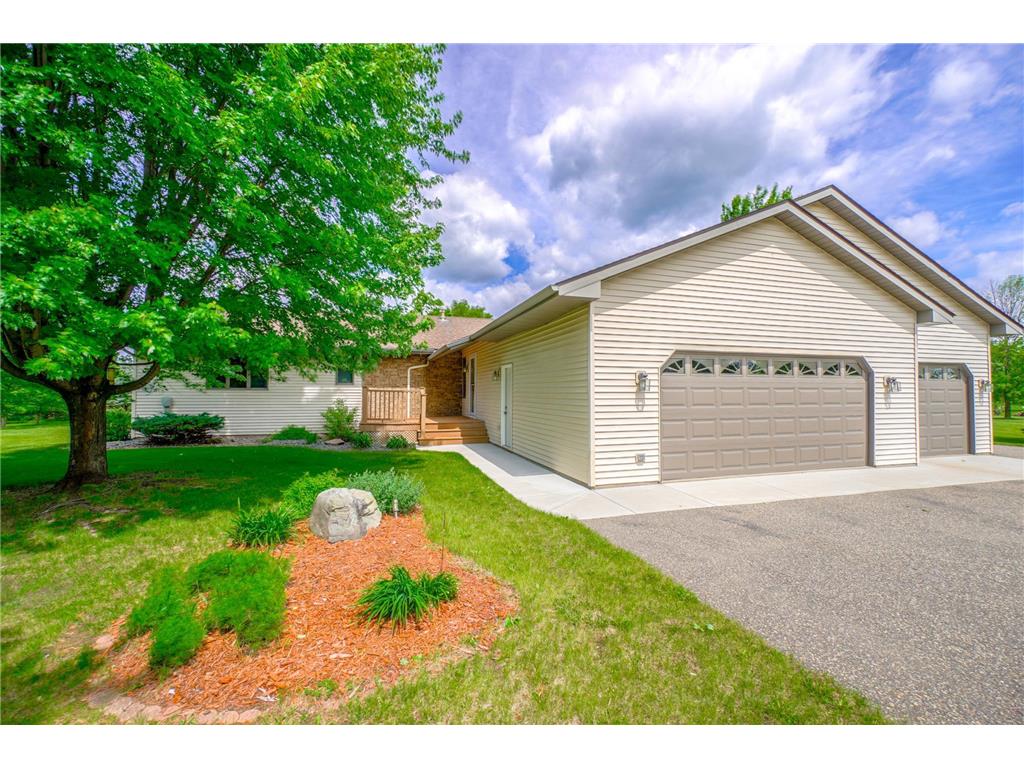 536 Raider Drive Hudson WI 54016 6526202 image1