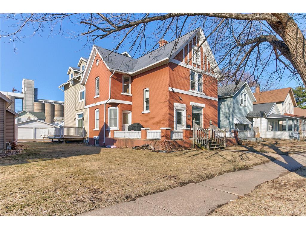 536 W 5th Street Winona MN 55987 6348950 image1