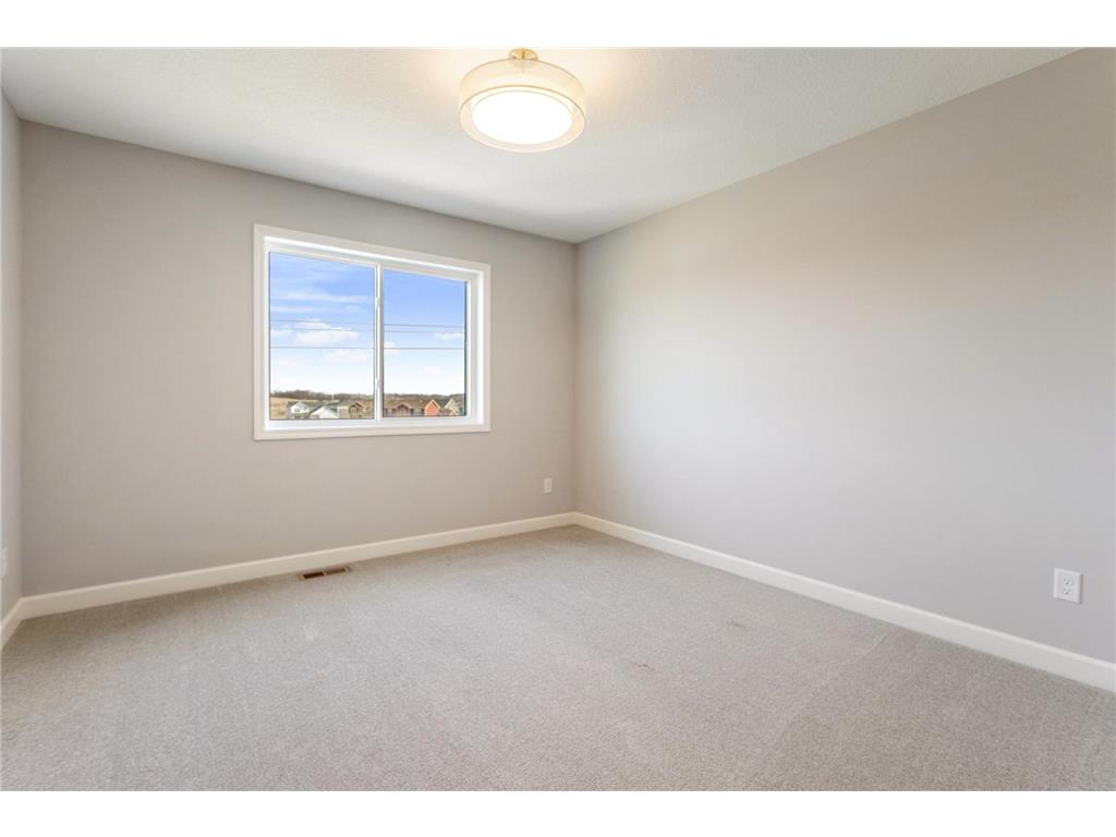 5366 Pine Island Road Woodbury MN 55129 7029988 image31