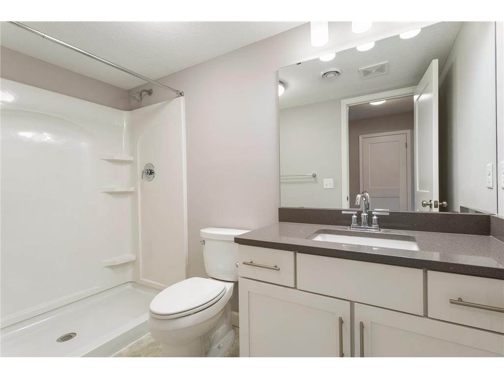 5366 Pine Island Road Woodbury MN 55129 7029988 image32