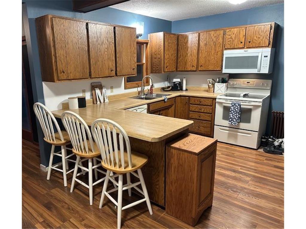 537 Cedar Avenue Westbrook MN 56183 6813716 image3