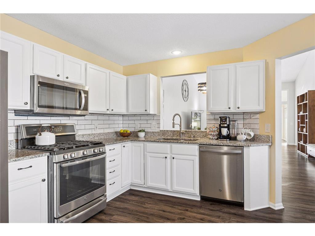 537 Markgrafs Lake Alcove Woodbury MN 55129 7029886 image15