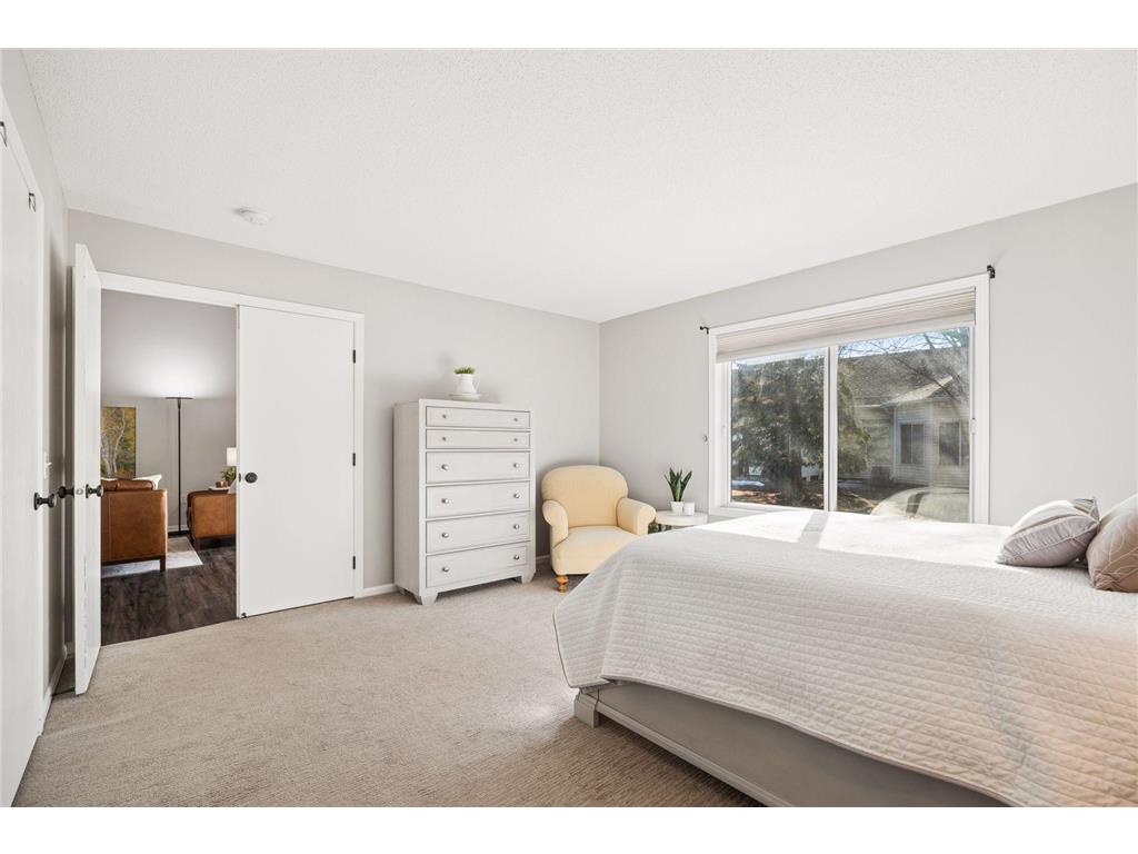 537 Markgrafs Lake Alcove Woodbury MN 55129 7029886 image26