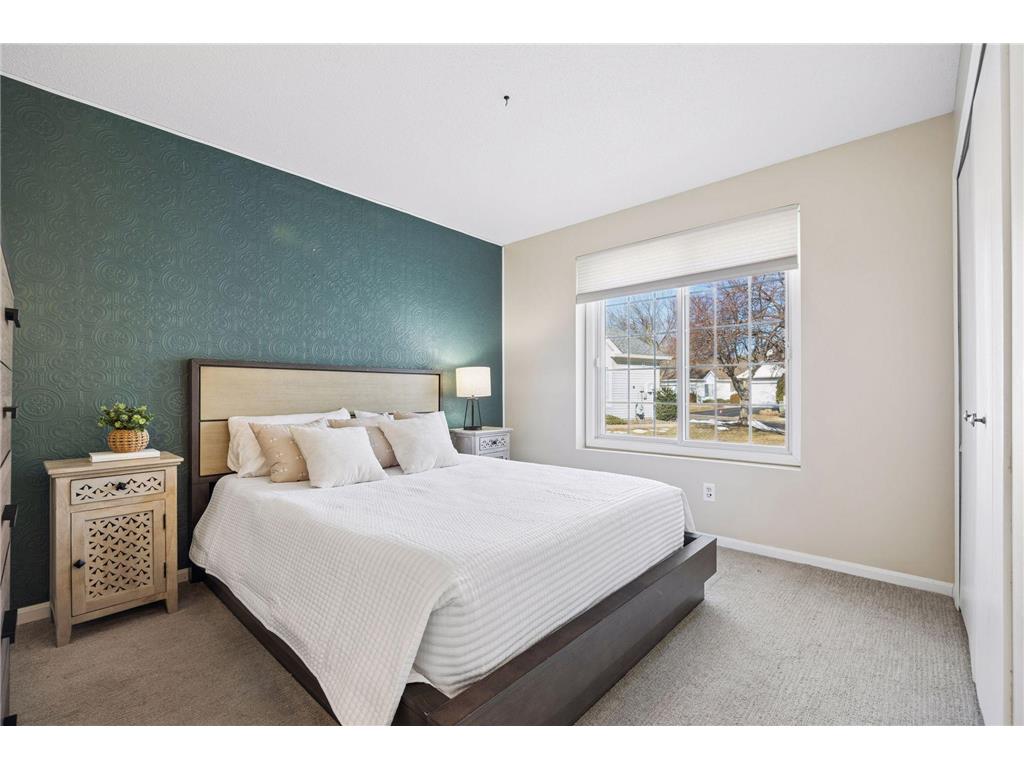 537 Markgrafs Lake Alcove Woodbury MN 55129 7029886 image30