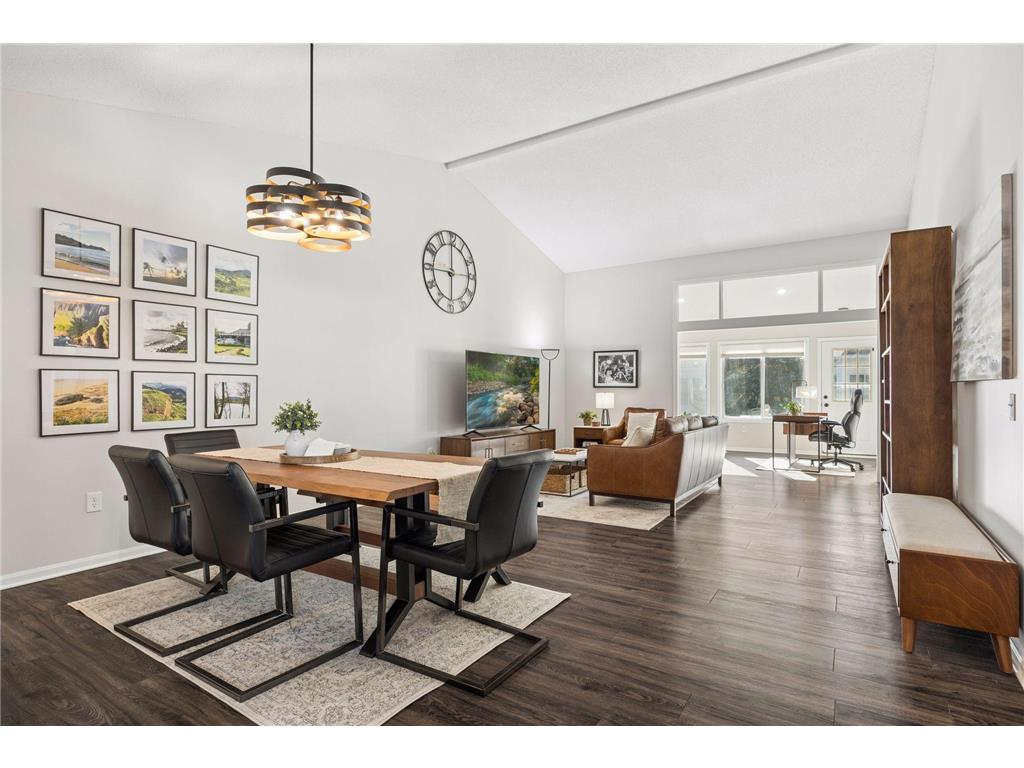 537 Markgrafs Lake Alcove Woodbury MN 55129 7029886 image4