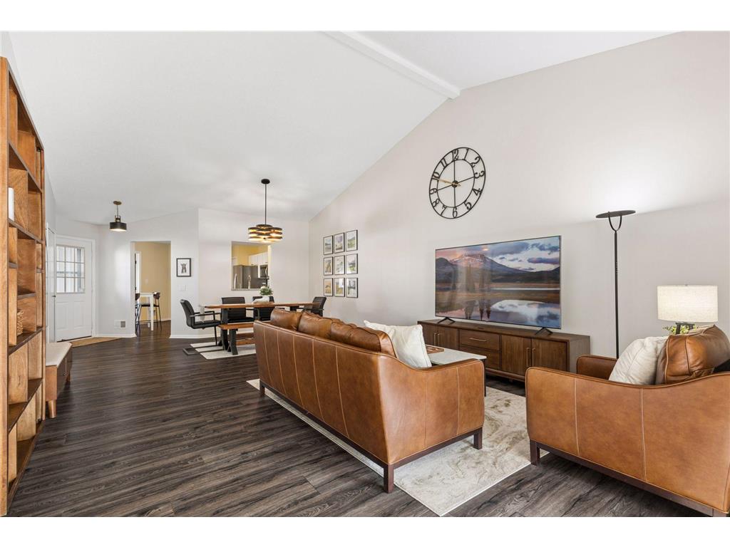 537 Markgrafs Lake Alcove Woodbury MN 55129 7029886 image9