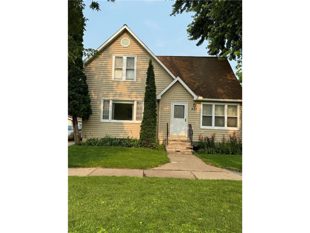 537 S Broadway Wells MN 56097 6574525 image1