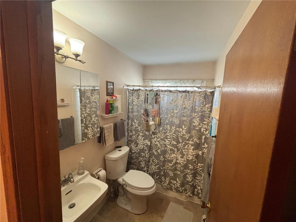 5370 5th Street NE Fridley MN 55421 7027674 image18
