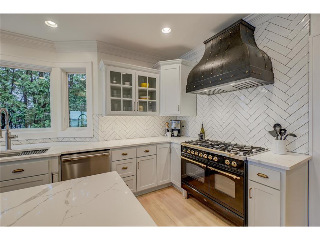 5375 Carlson Road Shoreview MN 55126 - Turtle Lake 7006559 image13
