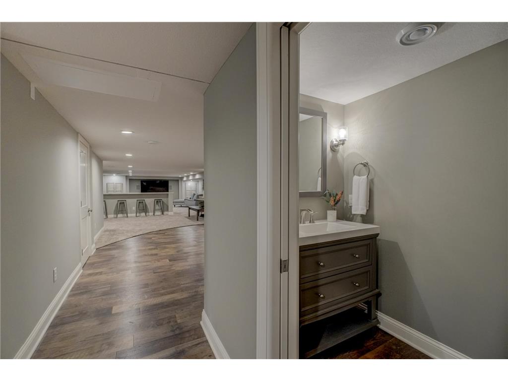 5375 Carlson Road Shoreview MN 55126 - Turtle Lake 7006559 image49