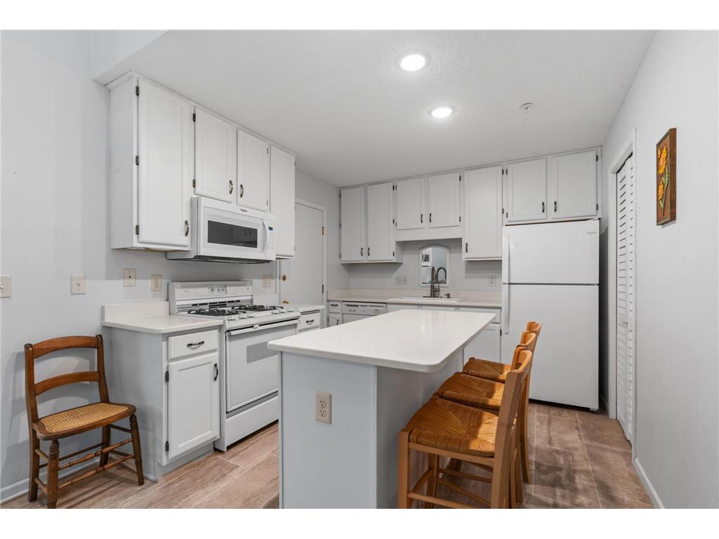 538 Queens Gate New Brighton MN 55112 7077911 image10