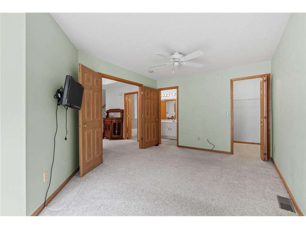 538 Queens Gate New Brighton MN 55112 7077911 image16