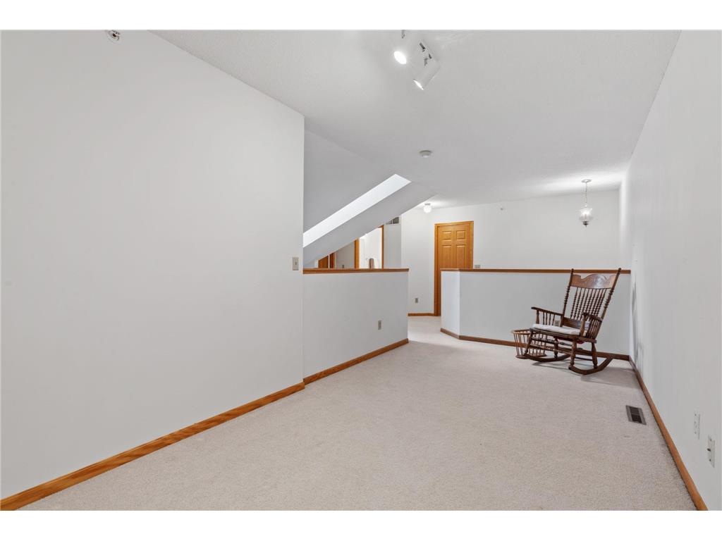 538 Queens Gate New Brighton MN 55112 7077911 image25