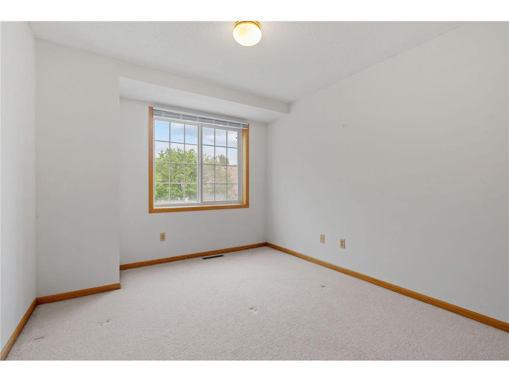 538 Queens Gate New Brighton MN 55112 7077911 image27
