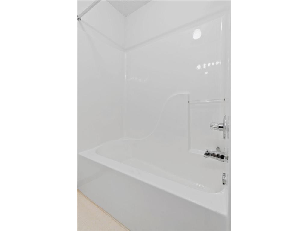 538 Queens Gate New Brighton MN 55112 7077911 image30