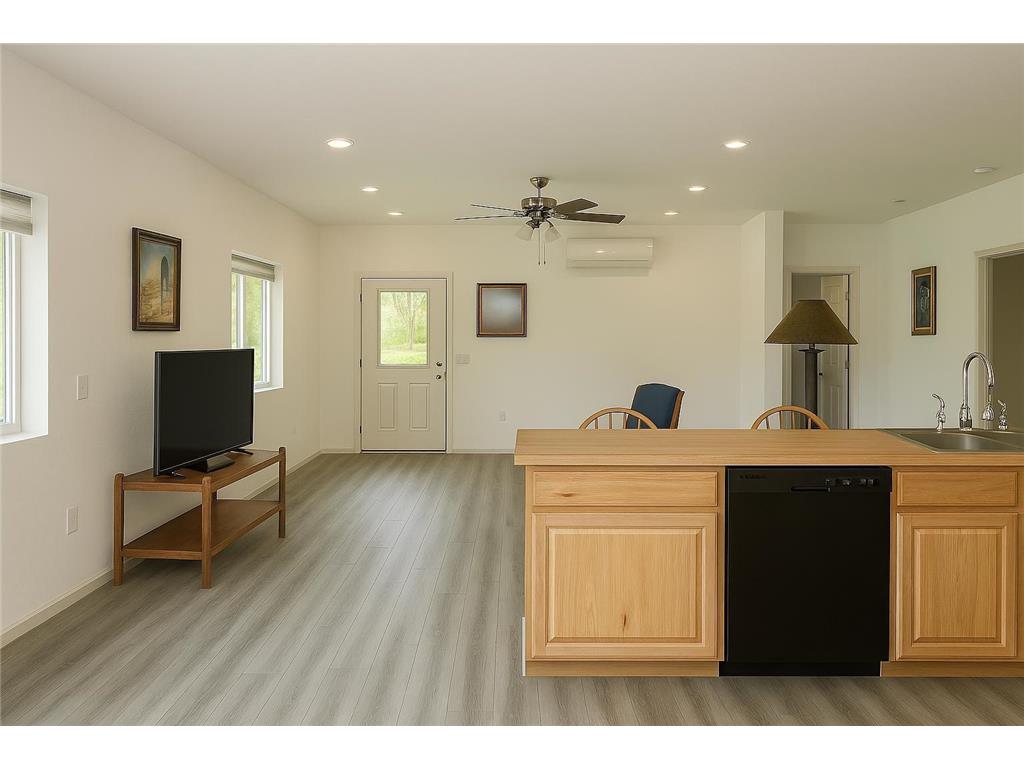 5380 Sunny Circle Cushing MN 56443 7082346 image5