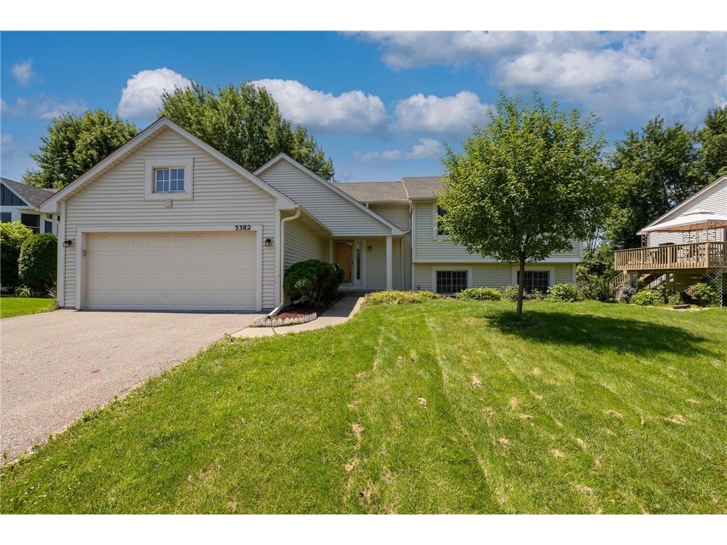 5382 Heath Avenue N Oakdale MN 55128 6603984 image1