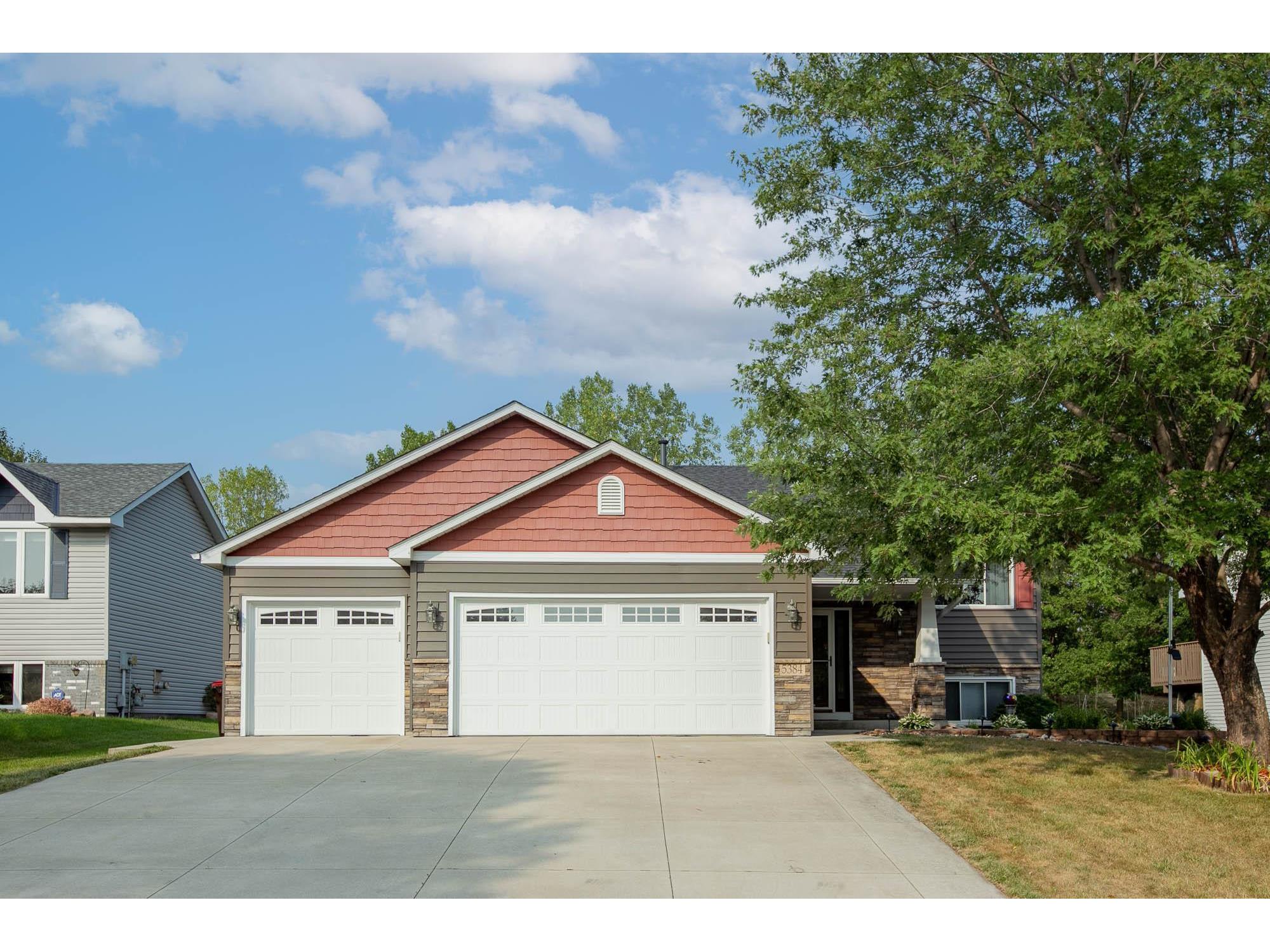 5384 Helena Road N, Oakdale, MN 55128 MLS 6082018 Edina Realty