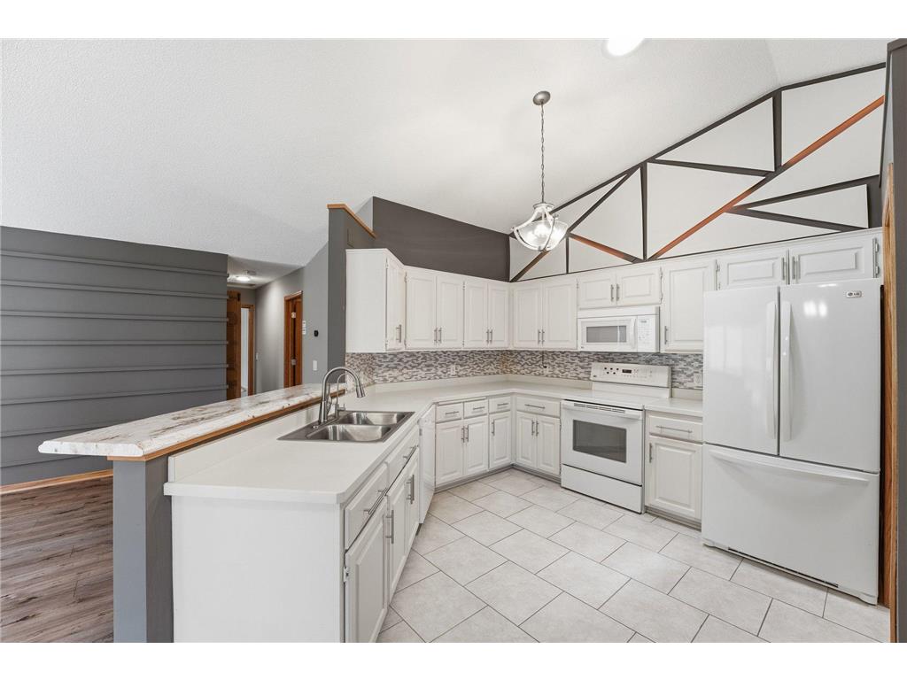 5386 Emerald Way Apple Valley MN 55124 7063867 image16