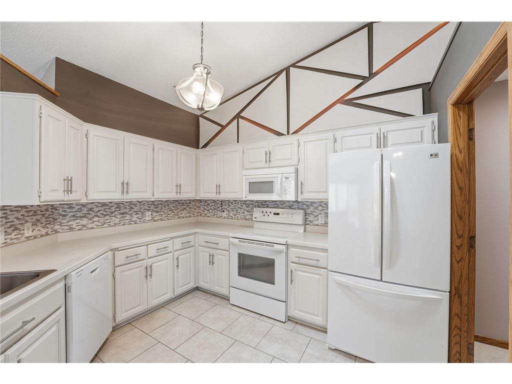 5386 Emerald Way Apple Valley MN 55124 7063867 image18