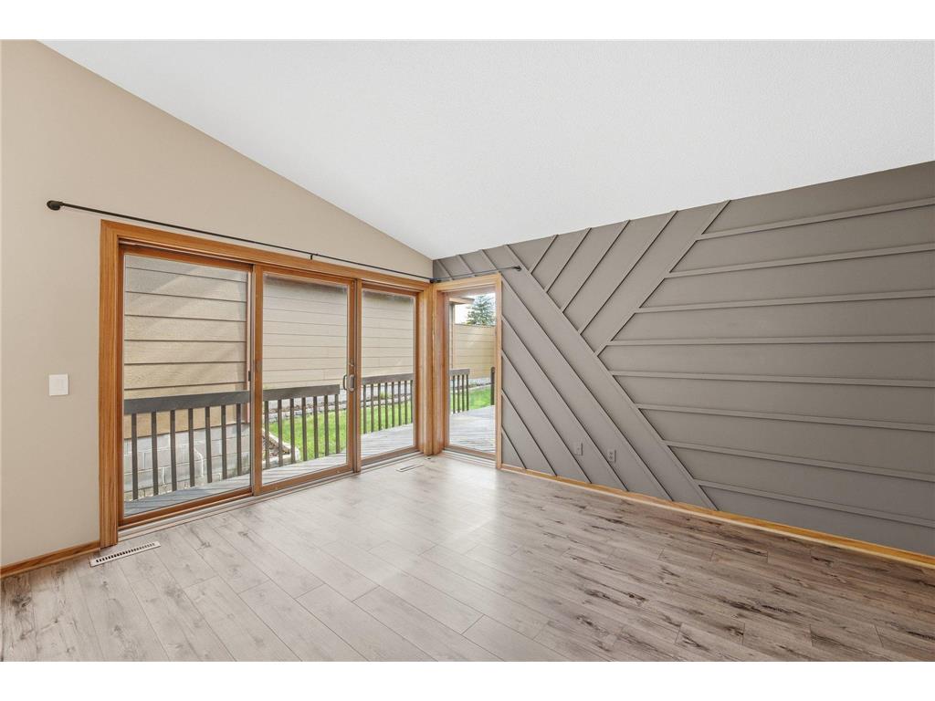 5386 Emerald Way Apple Valley MN 55124 7063867 image24