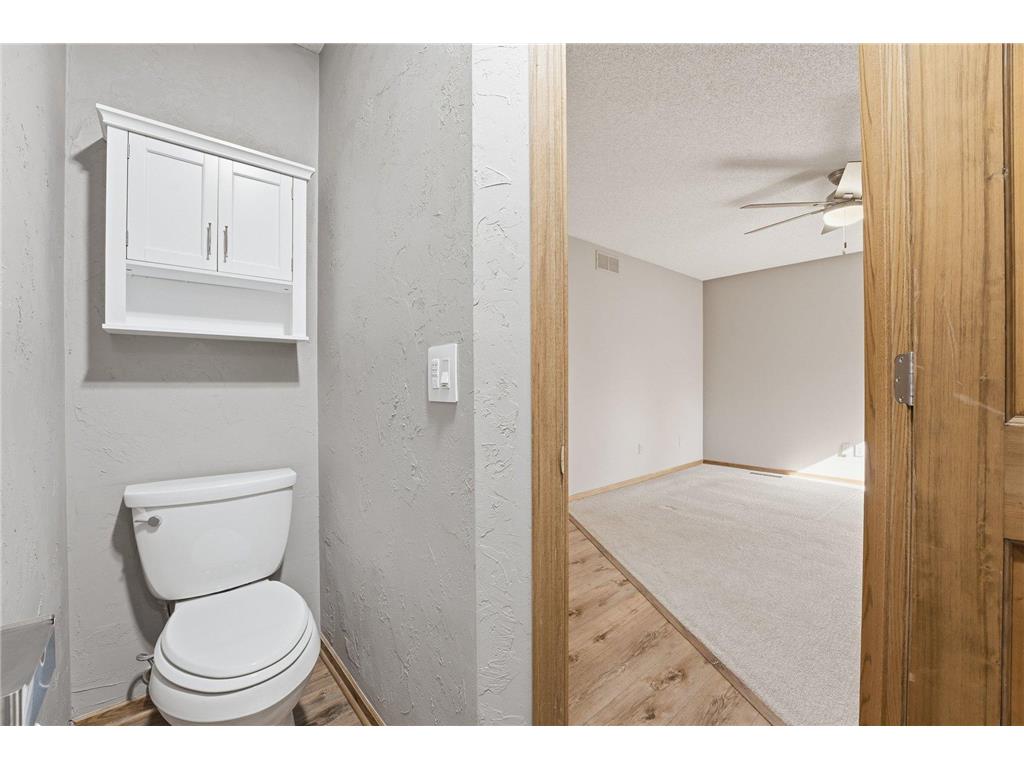 5386 Emerald Way Apple Valley MN 55124 7063867 image32
