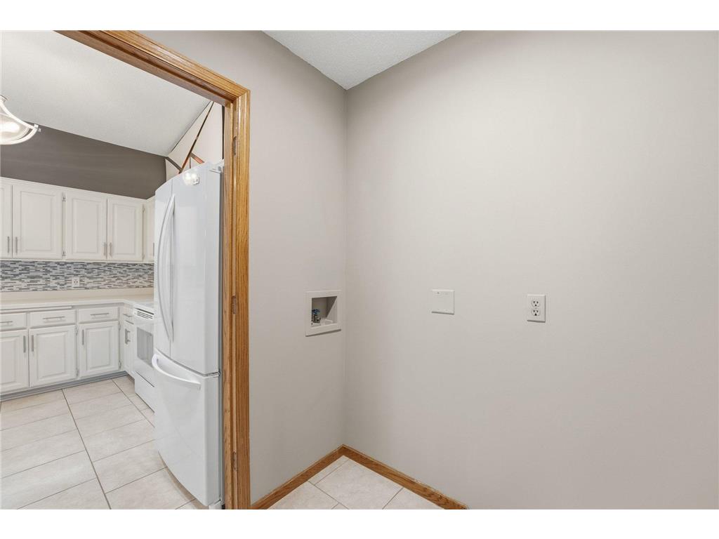5386 Emerald Way Apple Valley MN 55124 7063867 image39