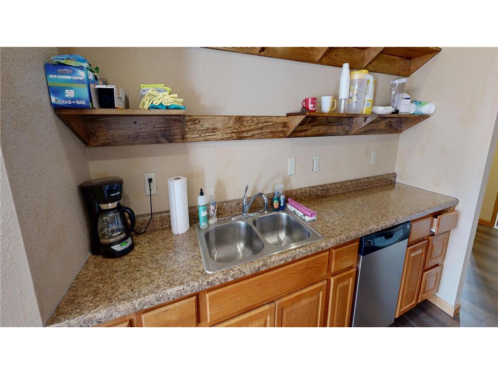 539 Pacific Avenue SW #student Willmar MN 56201 7105571 image15