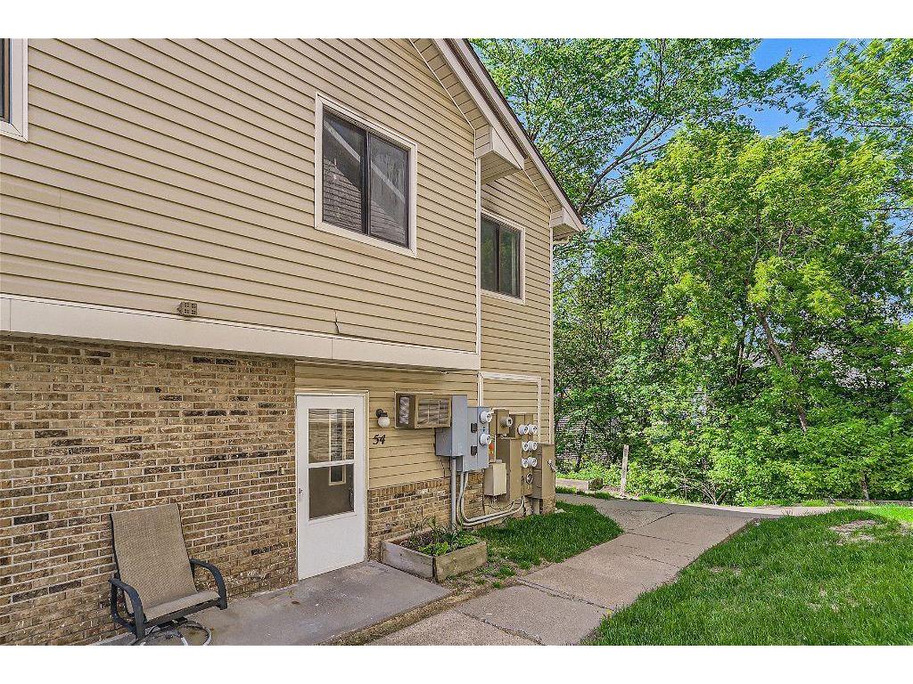 54 E 13th Street Waconia MN 55387 6534944 image1