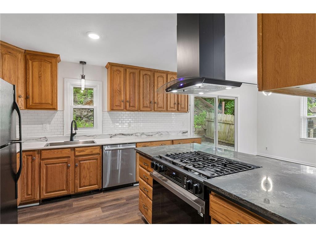 54 King Street W Saint Paul MN 55107 7087671 image1
