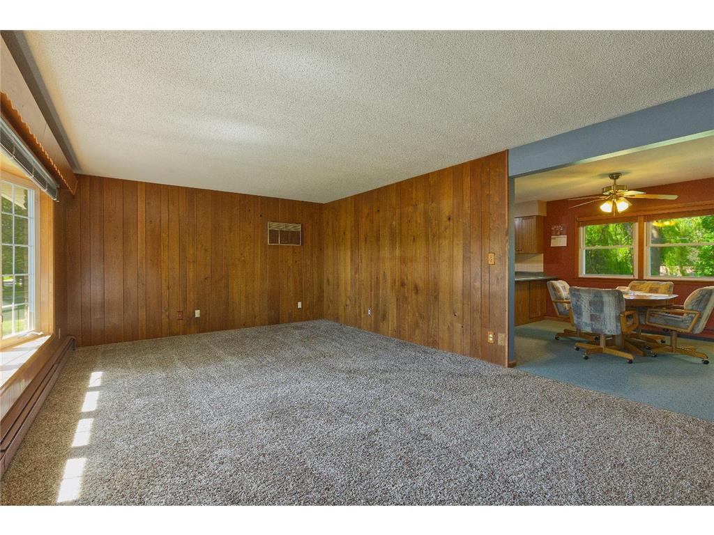 540 4th Street N Winsted MN 55395 7087008 image2
