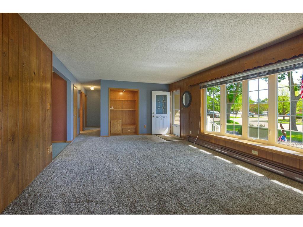 540 4th Street N Winsted MN 55395 7087008 image3