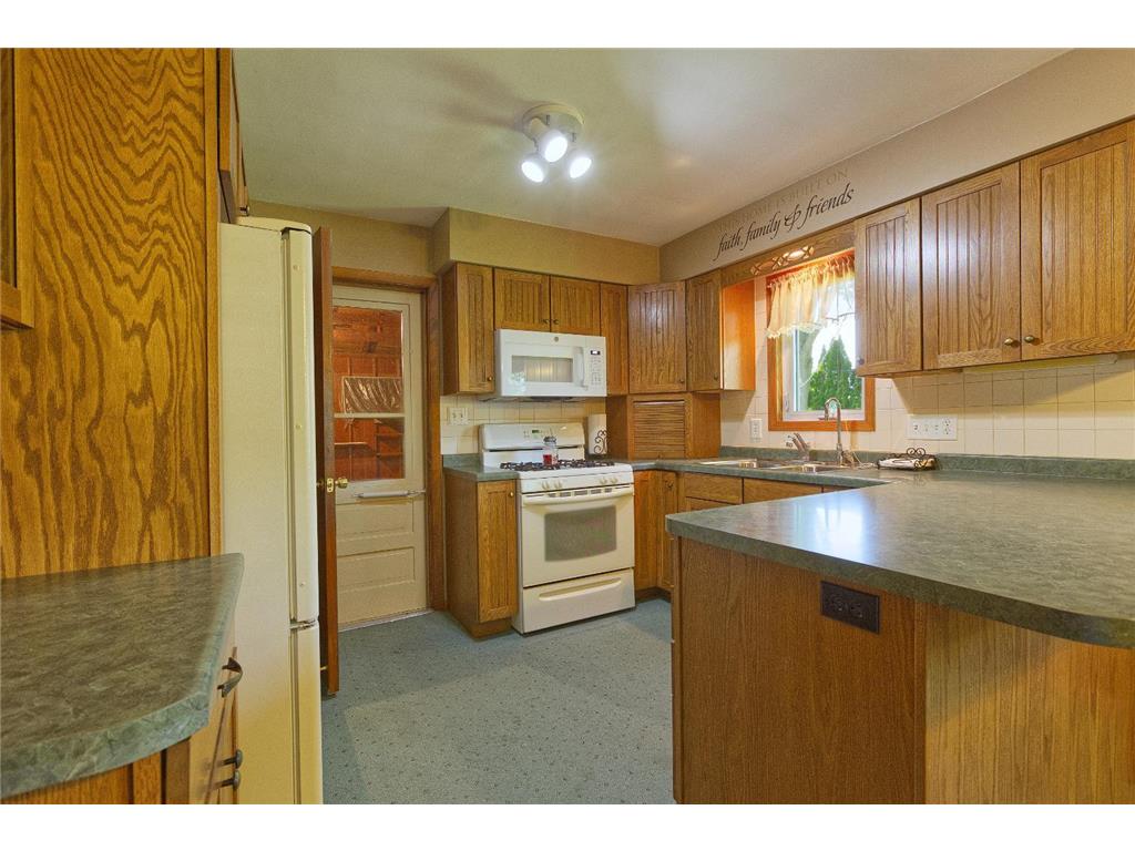 540 4th Street N Winsted MN 55395 7087008 image5