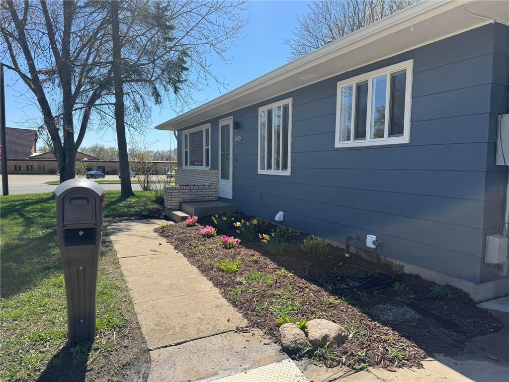 540 E 2nd Street Waconia MN 55387 7072512 image2