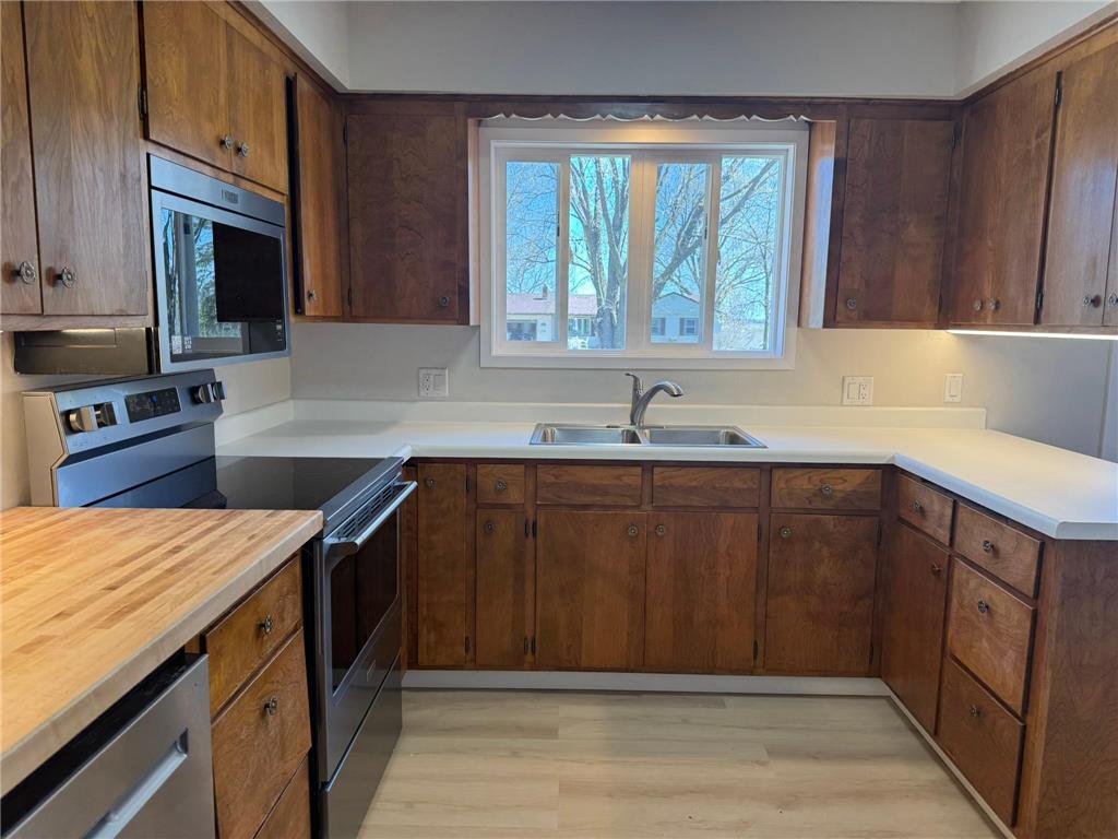 540 E 2nd Street Waconia MN 55387 7072512 image5
