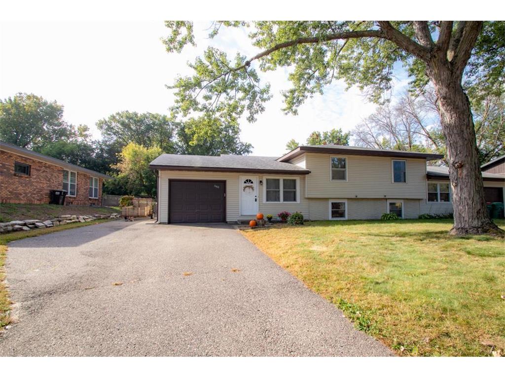 540 Egret Boulevard NW Coon Rapids MN 55448 6798340 image1